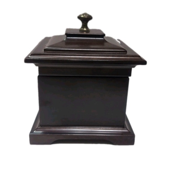 Bombay Other - Bombay Company Musical Jewelry Ring Box Mahogany Wood Green Velvet Lined Vintage